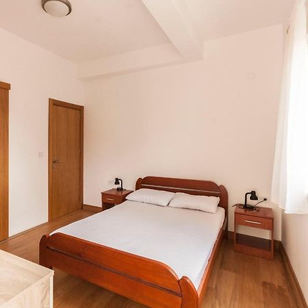 Apartment-Hotel Vila Petrovic-Becici Budva Bagian luar foto