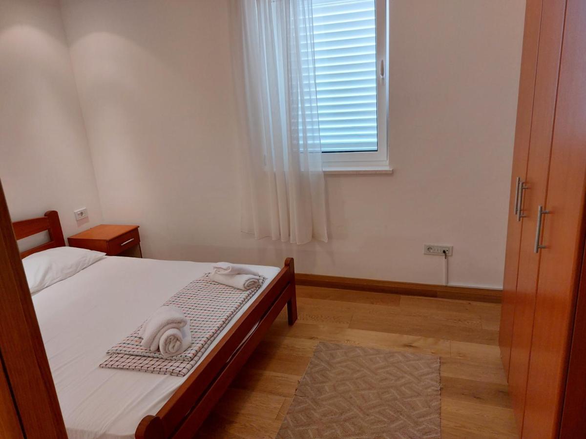 Apartment-Hotel Vila Petrovic-Becici Budva Bagian luar foto