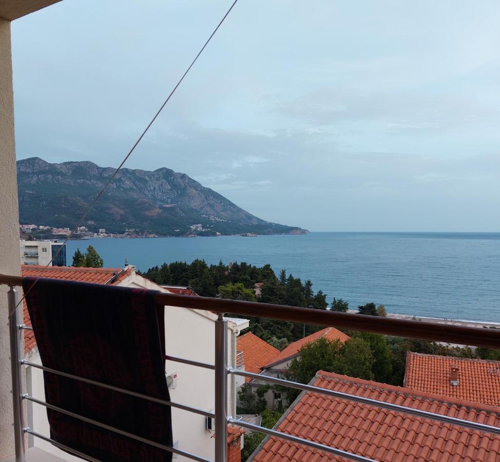 Apartment-Hotel Vila Petrovic-Becici Budva Bagian luar foto