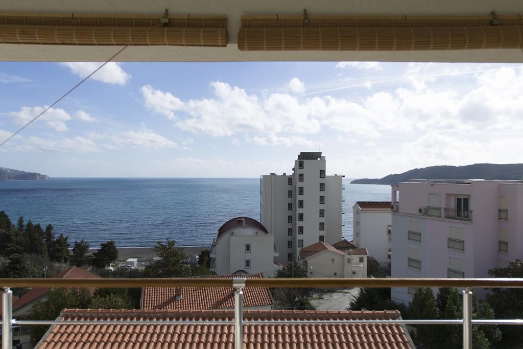 Apartment-Hotel Vila Petrovic-Becici Budva Bagian luar foto