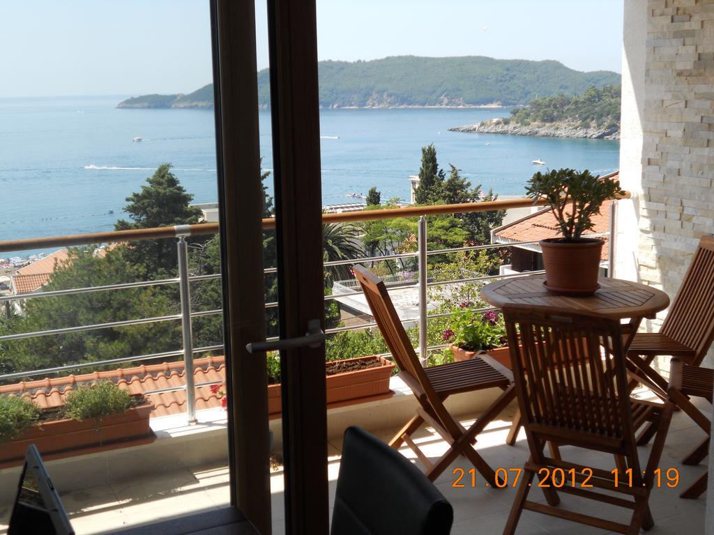 Apartment-Hotel Vila Petrovic-Becici Budva Bagian luar foto