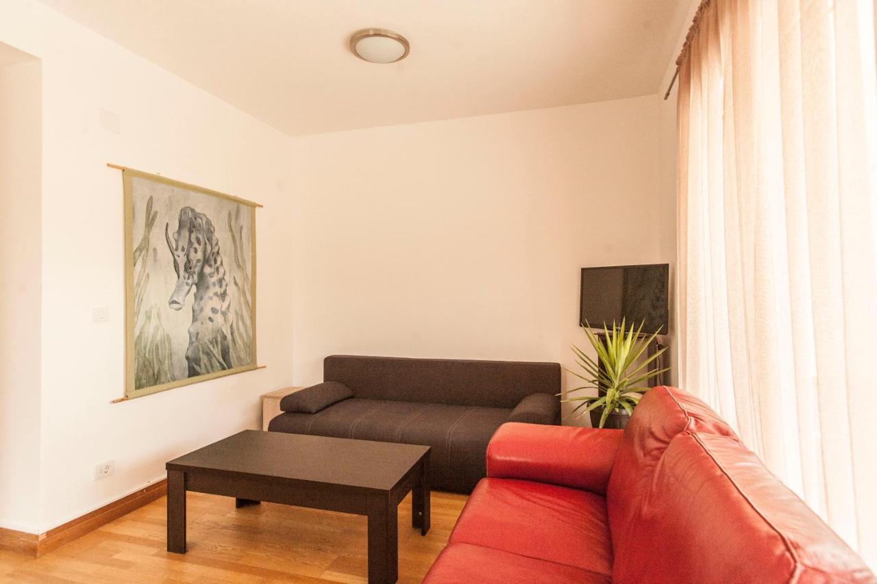 Apartment-Hotel Vila Petrovic-Becici Budva Bagian luar foto