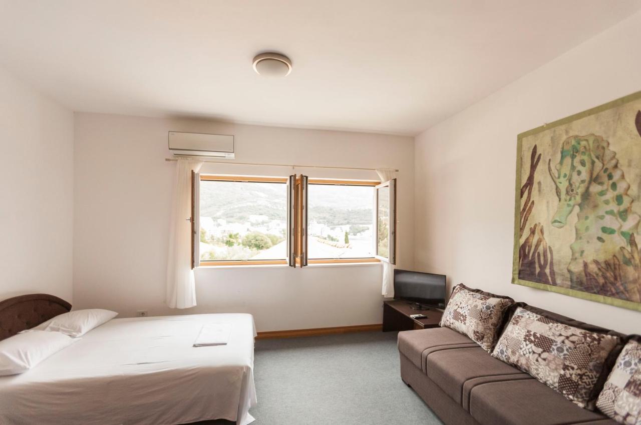 Apartment-Hotel Vila Petrovic-Becici Budva Bagian luar foto