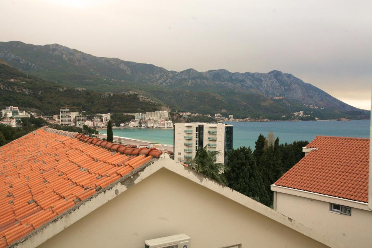 Apartment-Hotel Vila Petrovic-Becici Budva Bagian luar foto